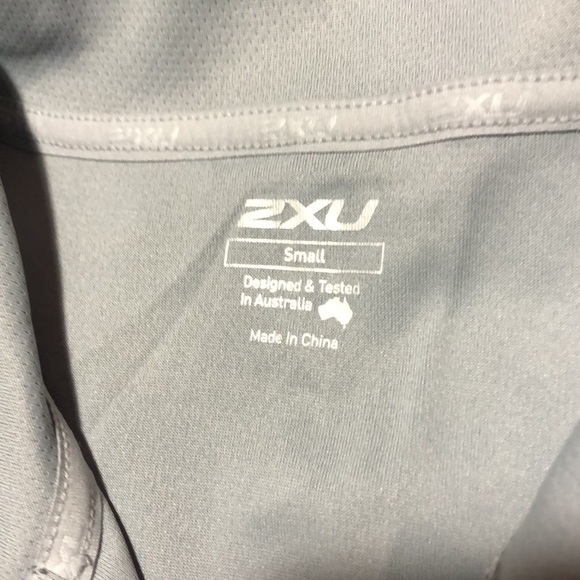 2XU Gold’s Gym Women’s Polo - Picture 2 of 9